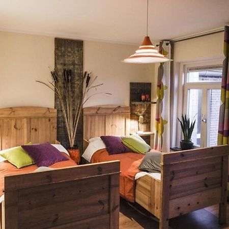 Bed and Breakfast Blief Bie De Mam Echt Exterior foto